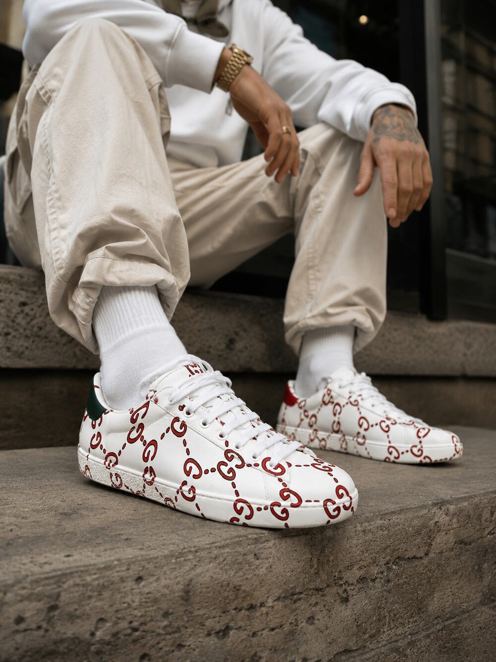 Gucci Ace GG Tennis Print Leather Sneakers White Red Green 8.5 Designer Luxe